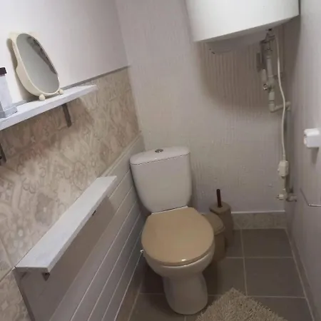 смарт - будинок з власним подвір'ям Holiday home *